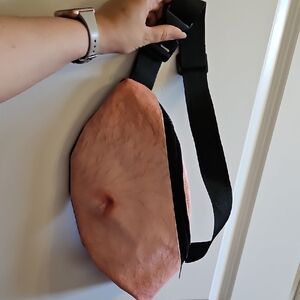 Beer Belly Bag